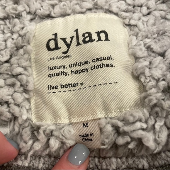 Dylan Winter Pullover - Picture 3 of 4